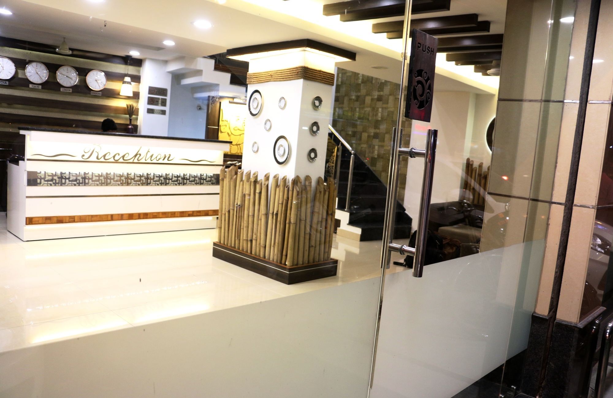 Hotel Shalimar Deluxe Bhopal Bagian luar foto